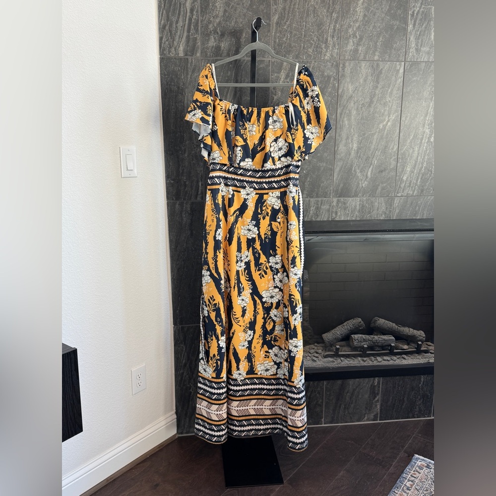 Soieblue Size 1XL Maxi Dress Blue and Yellow NWOT